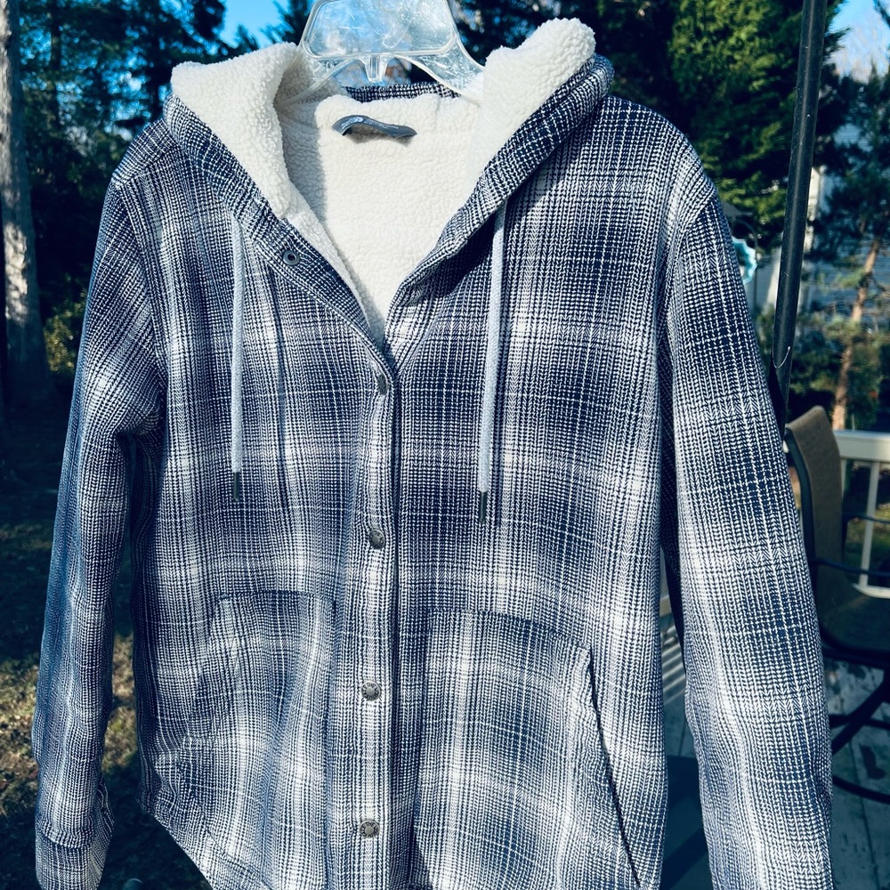 North Face Navy Blue Plaid Sherpa-Lined Hooded Jacket